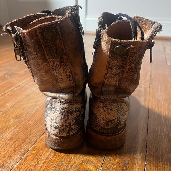 Extremely comfortable Bed|Stu Bed Stu lace-up distressed boots - Picture 4 of 5